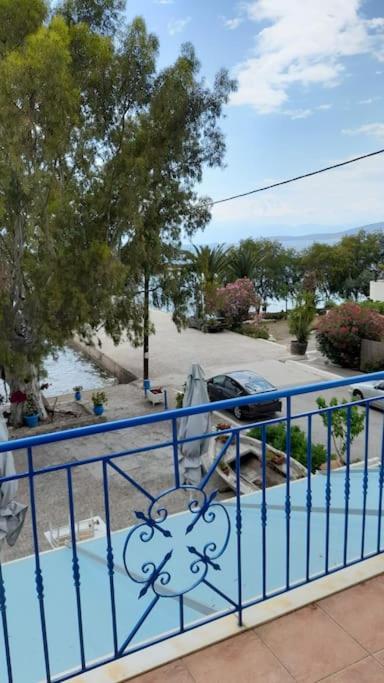 Στούντιο Με Θέα Τη Θάλασσα Leilighet Itea Eksteriør bilde